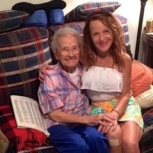 Meet your Posher, Laurie